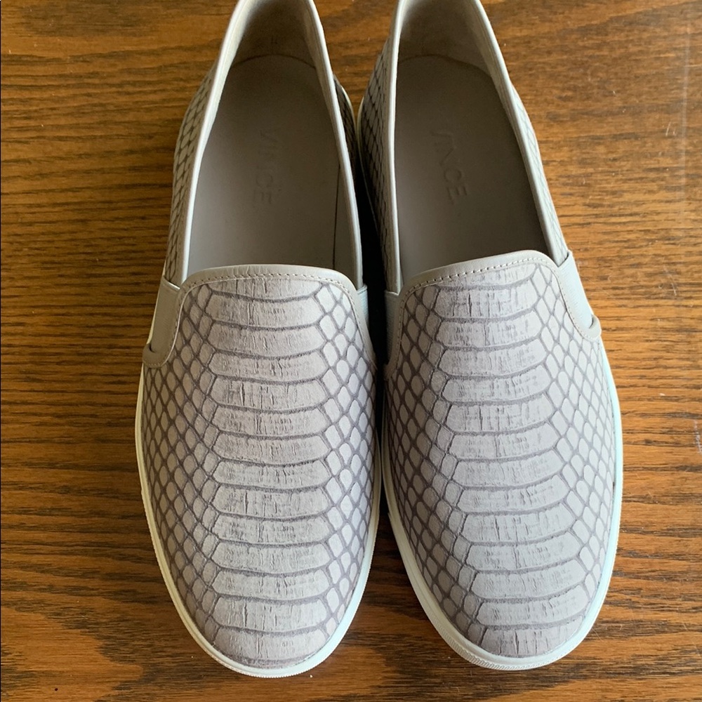 Vince gray python print leather slip on shoes elastic gussets NWOT